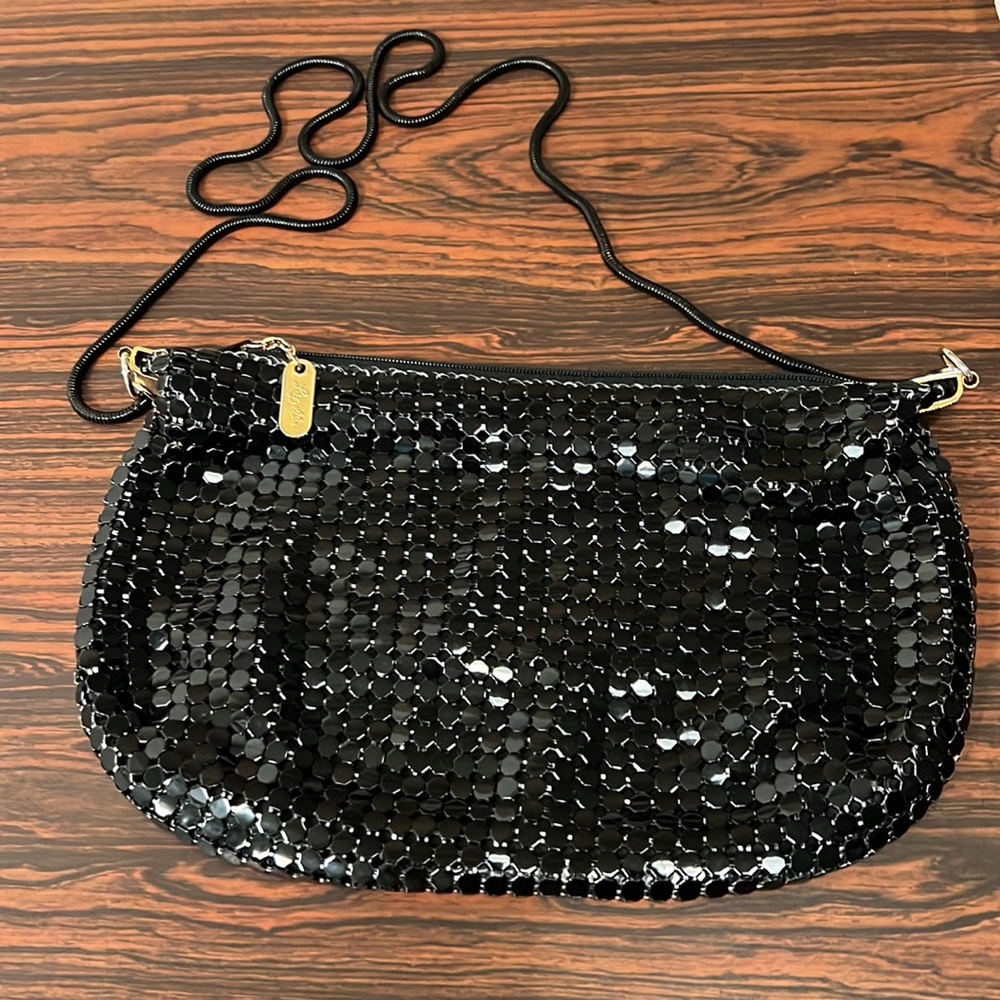 Lyrella Vintage Purse. So Cool!!!!!